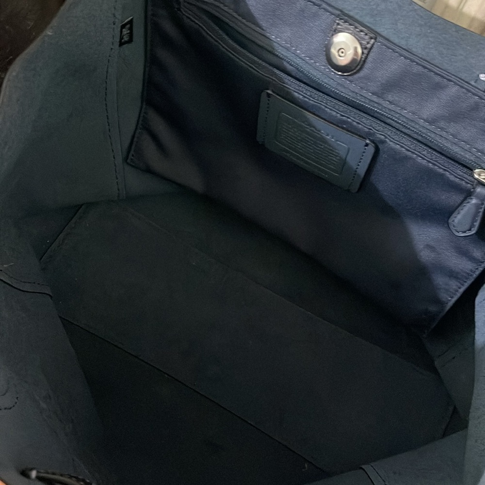 Coach Horse & Carriage Derby Tote - Picture 9 of 14